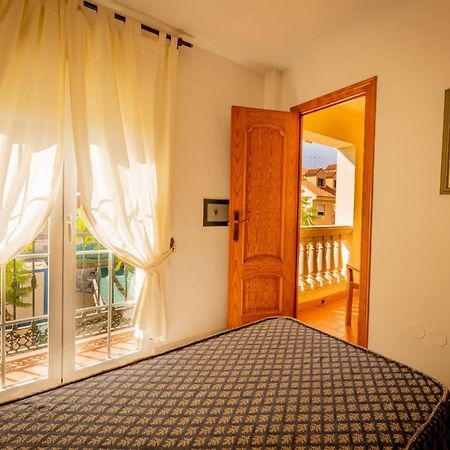 Hotel La Morena Фуeнхирола Екстериор снимка